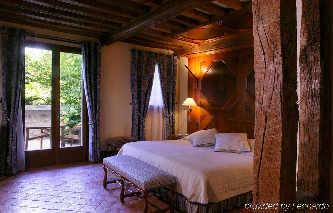 Отель Relais Bernard Loiseau Сольё Номер фото